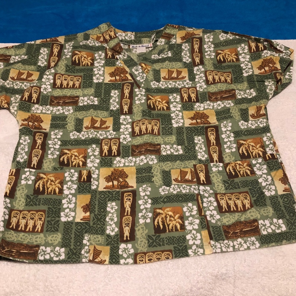 Uniform scrub top-Hawaii